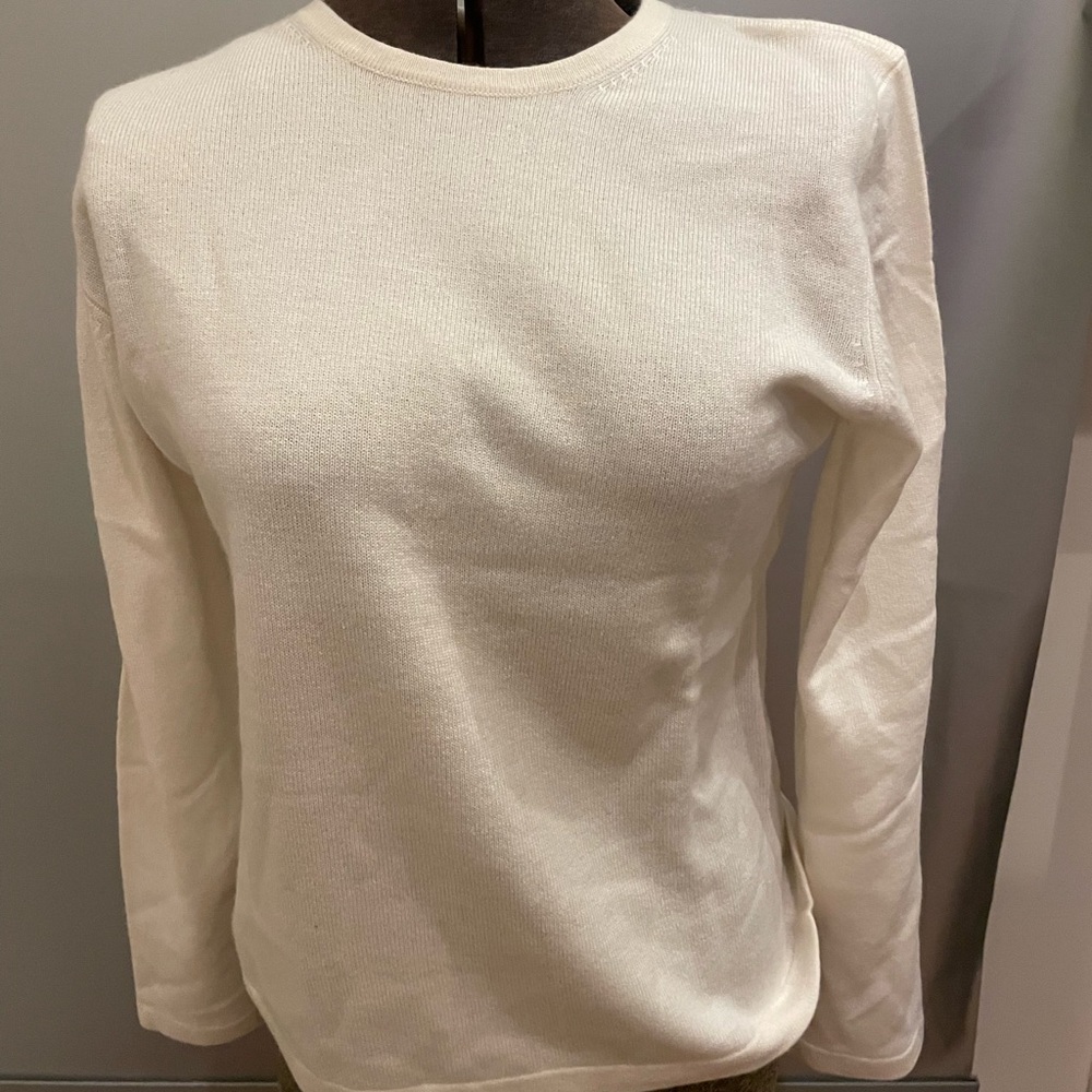 White cashmere sweater